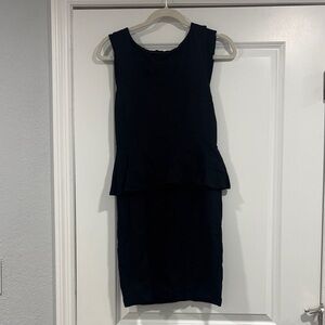 Elegant Black Sleeveless Dress
